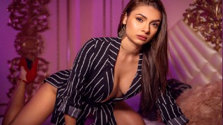 MiaDune livejasmin