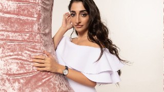MonicaHendrikson livejasmin