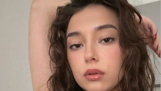 AlbertaCovil livejasmin