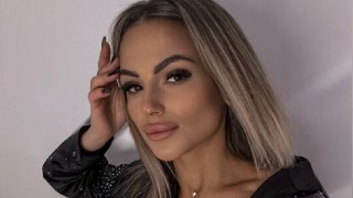 KarolinaSykes livejasmin