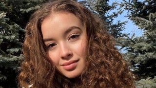 KellyDeaz livejasmin