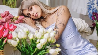 LaraRaymon livejasmin