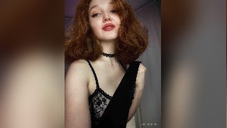 EmiliaRise livejasmin