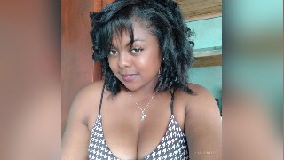 PaolaNelly livejasmin