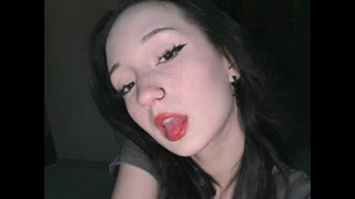 AccaBelow livejasmin