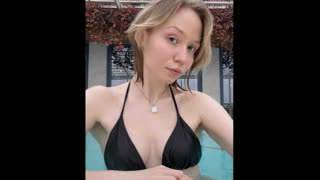 AmeliaCrumbl livejasmin