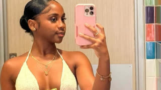 AmoraBella livejasmin