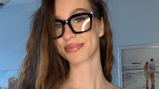 KatrinLov livejasmin