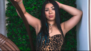 KiaraAzul livejasmin