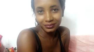 MarielleAnnicka livejasmin