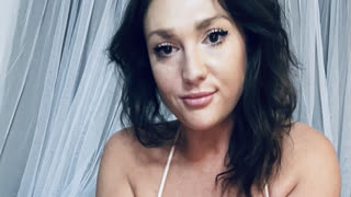 MollyLaws livejasmin