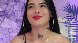 NaomiVelle livejasmin