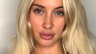 Blondeaussie livejasmin