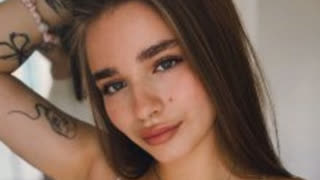 ElinaLuxe livejasmin