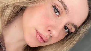 EllyDeMoon livejasmin