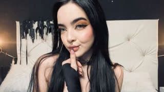 EmillyVioleth livejasmin