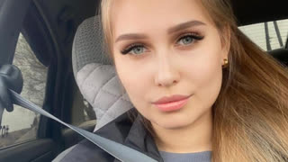 EmmyLuxury livejasmin