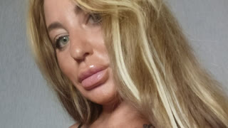 FleurMira livejasmin