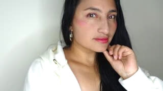 LauraYoselin livejasmin