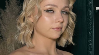 LikaDeMoon livejasmin