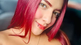 MalejaRossi livejasmin