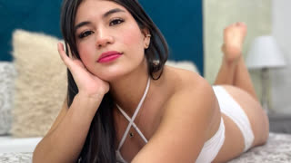 MelanieJulls livejasmin