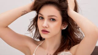 MicheleRoux livejasmin