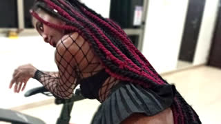 NayaVella livejasmin