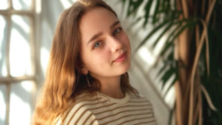 QueenieDrews livejasmin