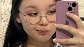 RowenaCrosslin livejasmin