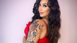 SharlinMoreva livejasmin