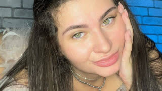 TinaFoxes livejasmin