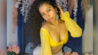 Curiegirl livejasmin