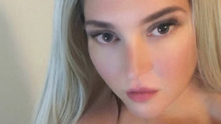 HollyComming livejasmin