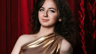 MoliLevran livejasmin