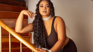 NiaCorelli livejasmin