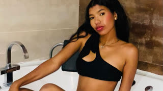 SophieDerly livejasmin