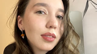 SuzanneVega livejasmin