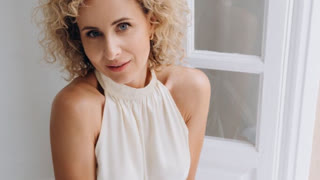 AngelEmeli livejasmin