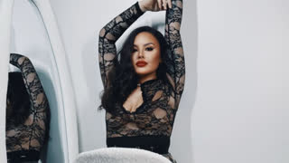 AriaLunne livejasmin