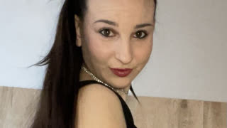 DanielaElla livejasmin