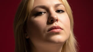 JuliaLingi livejasmin