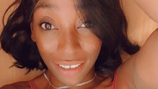 LuckiiRoyale livejasmin