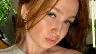 MaireKraebel livejasmin