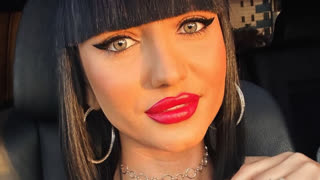 MysticElly livejasmin