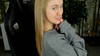 OliviaBloom livejasmin