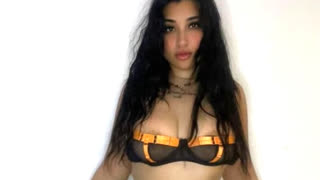 Queengiamaria livejasmin