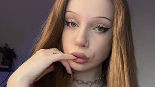 SharonBev livejasmin