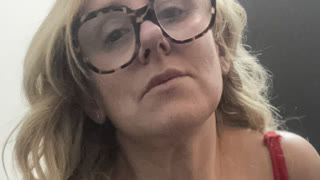 SophiaHillUk livejasmin