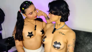 SuleeAnKasandraa livejasmin